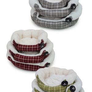 Cama cuadrada con bordes elevados y diseño estampado para gatos y perros.